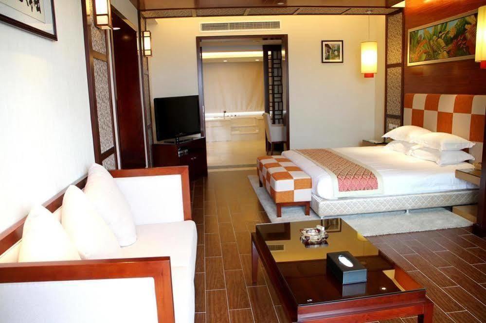 Yuyao Yonghegong Hotel Buitenkant foto